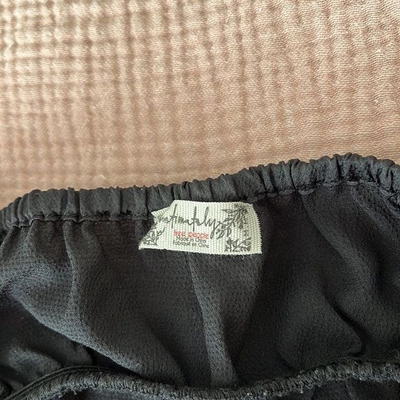 Free People Tie Front Ruffle Tank Top Size Medium Black - Picture 5 of 5